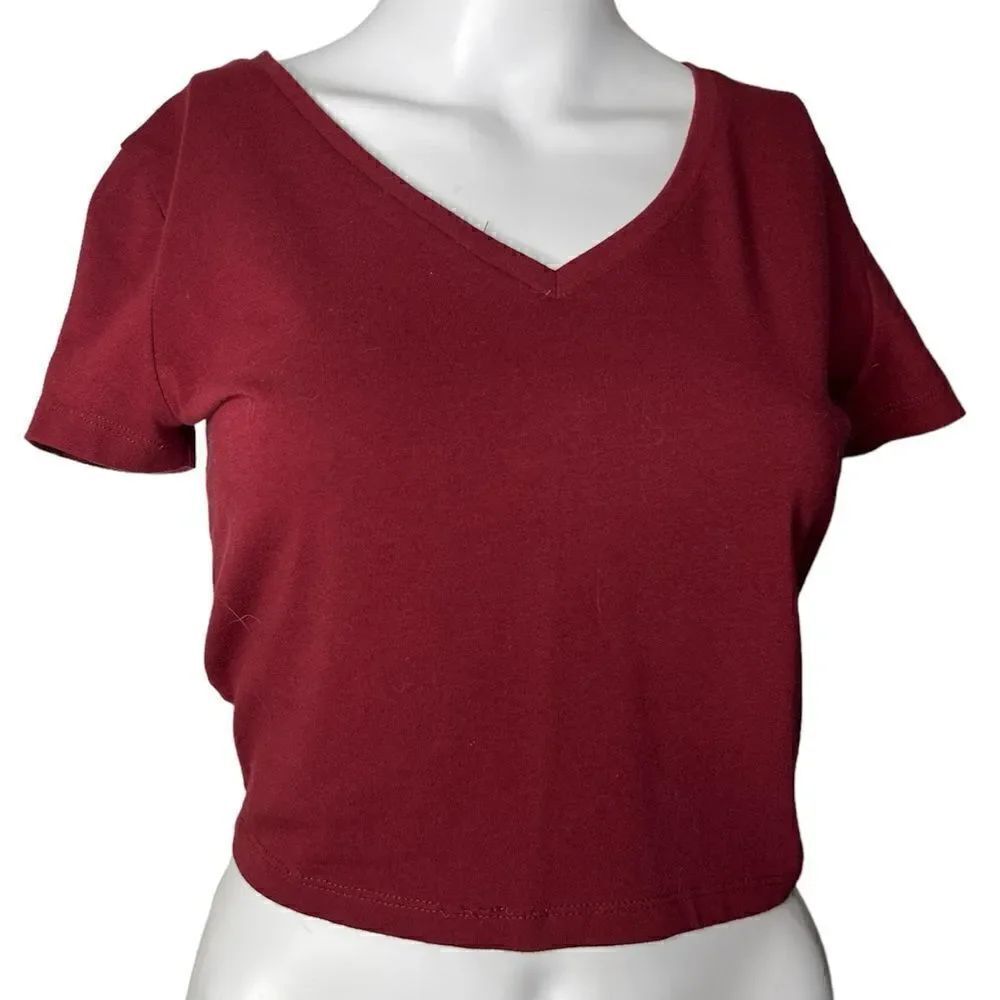 Wild Fable V Neck Short Sleeve Crop Top Red Size Medium